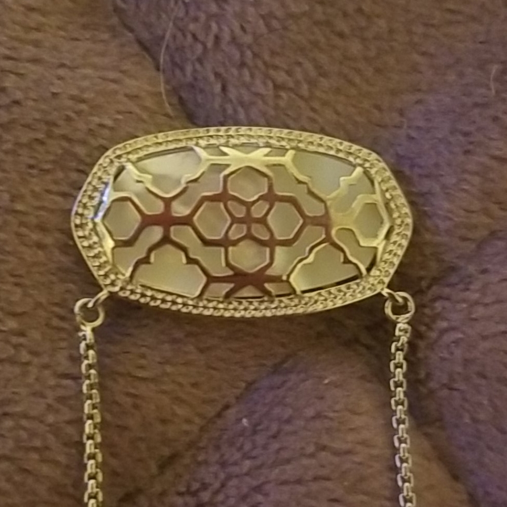 Kendra Scott necklace - Picture 3 of 3